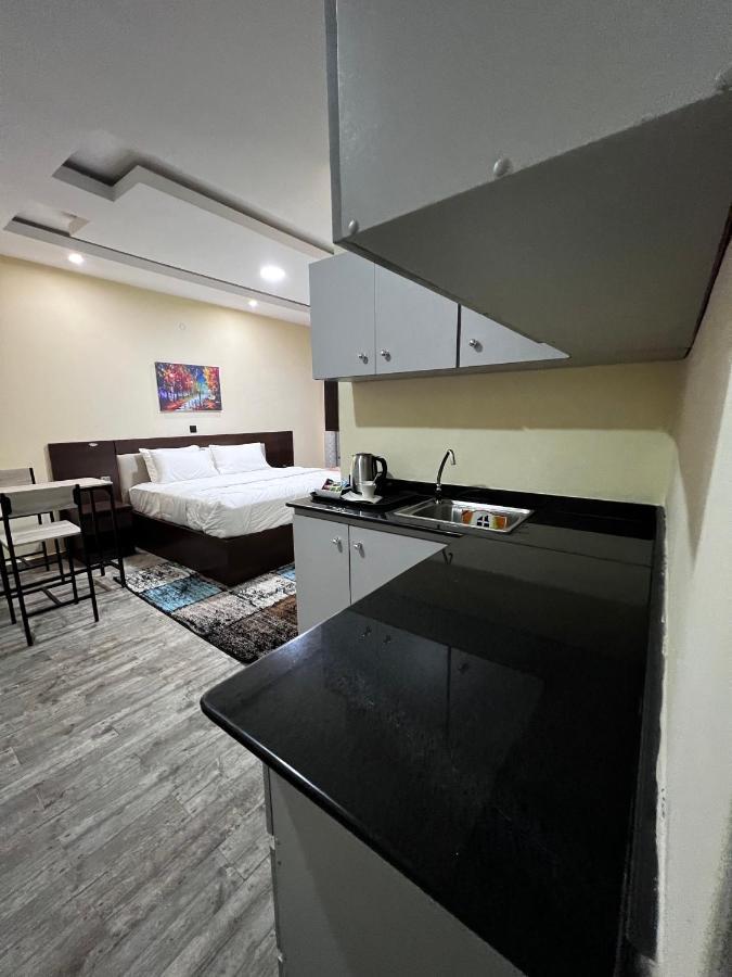 Fragrance Apartments And Suites Ibadan Exterior photo